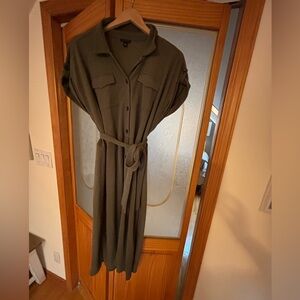 Ann Taylor shirt-dress, L